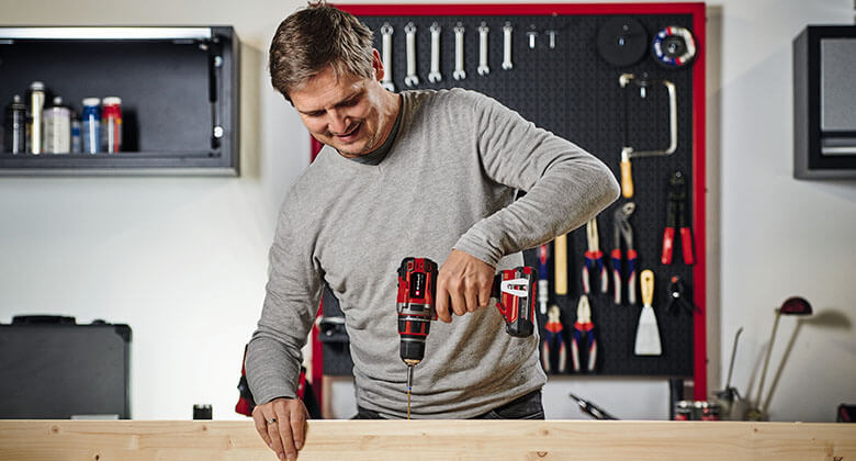 cordless screwdriver in side perspective